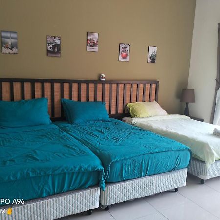 Izz Room Studio Gold Coast Morib Resort Бантінґ Екстер'єр фото